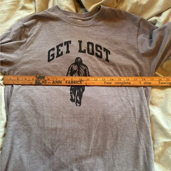 The North Face Gray 'Get Lost' Tee - Picture 2 of 6